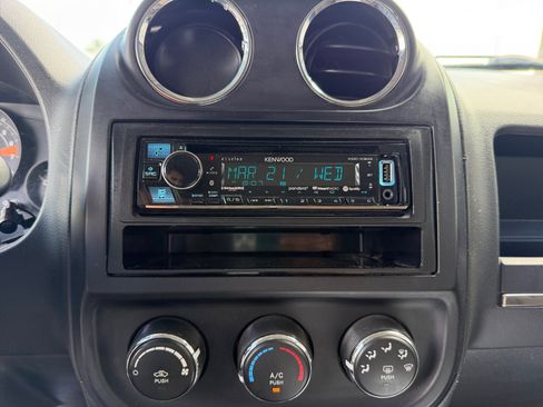 Used 2015 Jeep Patriot Sport FWD image 28