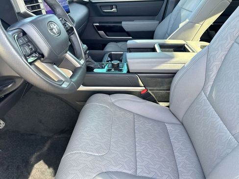 Used 2024 Toyota Tundra Limited image 17