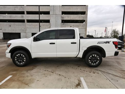 Used 2023 Nissan Titan PRO-4X image 5