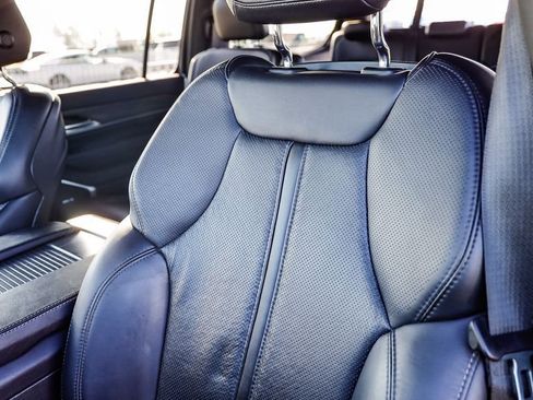 Certified 2024 Jeep Wagoneer Series II image 26