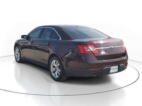 Used 2011 Ford Taurus SEL FWD image 3
