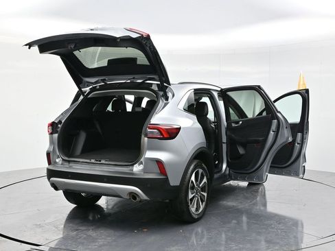 Certified 2023 Ford Escape Platinum image 57