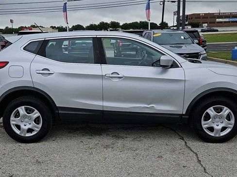 Used 2018 Nissan Rogue Sport S AWD/4WD image 9