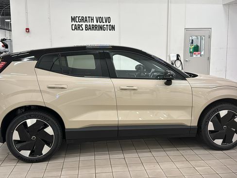 New 2026 Volvo EX30 Ultra w/ Protection Package Premier AWD/4WD image 4