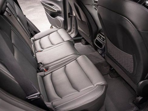 Used 2025 Genesis GV70 2.5T image 32