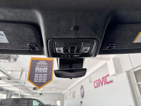 Used 2022 GMC Sierra 1500 Denali Ultimate AWD/4WD image 29