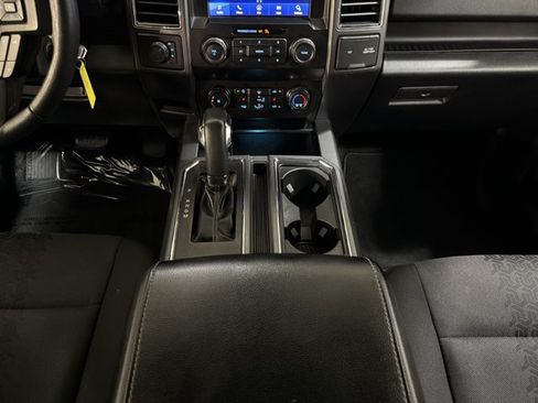 Used 2020 Ford F150 XLT w/ Equipment Group 302A Luxury AWD/4WD image 33