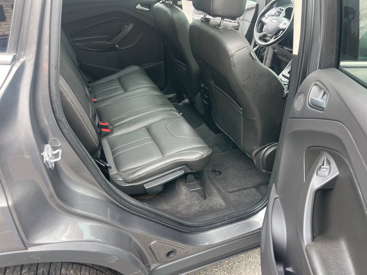 Used 2013 Ford Escape Titanium w/ Parking Technology Pkg AWD/4WD image 34