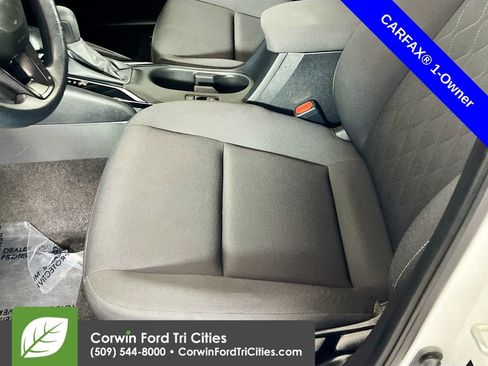 Used 2024 Toyota Corolla LE image 24
