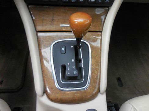 Used 2002 Jaguar X-TYPE 3.0 image 7