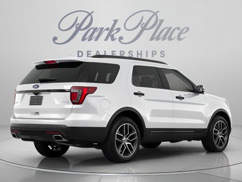 Used 2016 Ford Explorer Sport w/ Equipment Group 401A AWD/4WD image 3