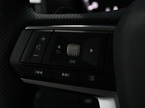 New 2026 Mitsubishi Outlander SE image 9