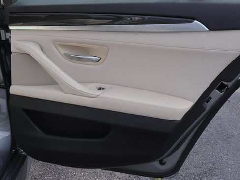 Used 2016 BMW 535i Sedan RWD image 17