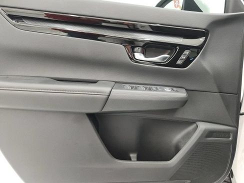 Used 2025 Honda CR-V EX-L image 43