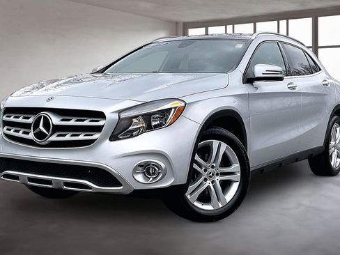Used 2019 Mercedes-Benz GLA 250 4MATIC image 1