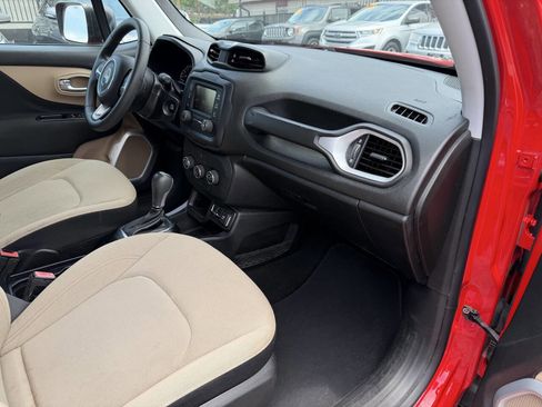 Used 2018 Jeep Renegade Sport w/ Power & Air Group FWD image 17