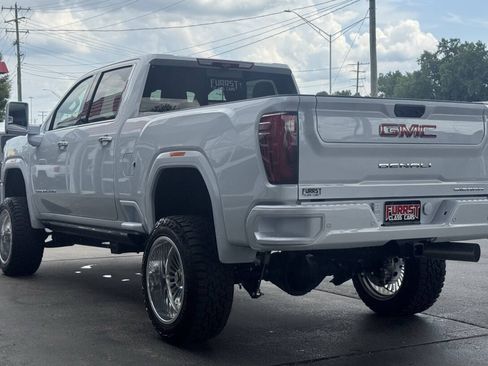 Used 2026 GMC Sierra 2500 Denali w/ Denali Reserve Package AWD/4WD image 5
