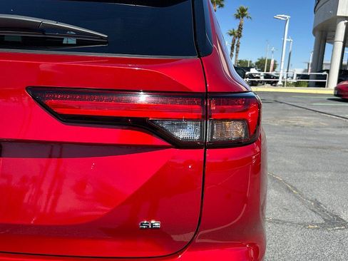 Used 2024 Mitsubishi Outlander FWD image 45