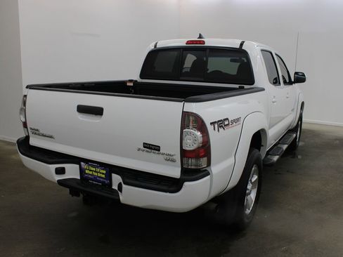 Used 2014 Toyota Tacoma PreRunner w/ TRD Sport Package image 5