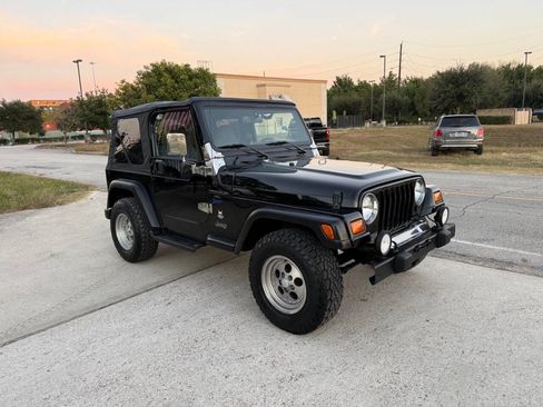 Used 1998 Jeep Wrangler Sport image 4