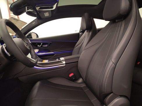 New 2026 Mercedes-Benz CLE 300 4MATIC Coupe image 5