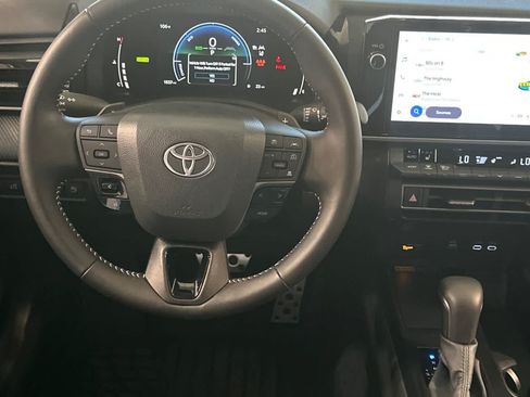 Used 2026 Toyota Camry SE w/ Multimedia Upgrade Package FWD image 16