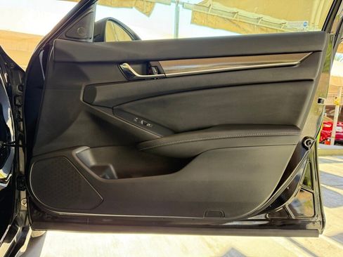 Used 2022 Honda Accord Sport image 30