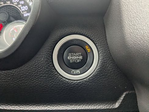Used 2022 RAM 1500 Laramie w/ Sport Appearance Package AWD/4WD image 19
