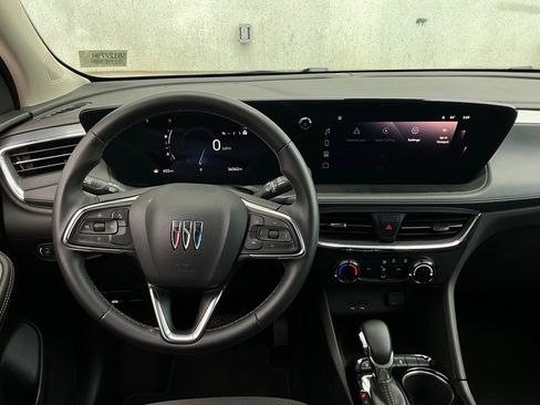 Used 2025 Buick Encore GX Preferred image 12
