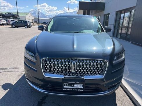 Used 2022 Lincoln Nautilus Reserve w/ Equipment Group 201A AWD/4WD image 2