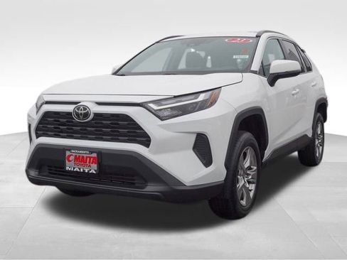 Used 2023 Toyota RAV4 XLE image 8