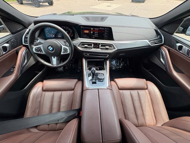 Used 2020 BMW X6 M50i AWD/4WD image 21