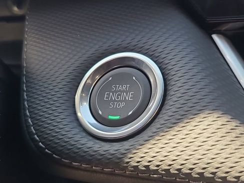 New 2026 Chevrolet Equinox LT w/ Midnight Edition image 30