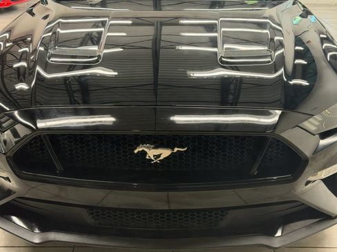 Used 2020 Ford Mustang GT RWD image 5