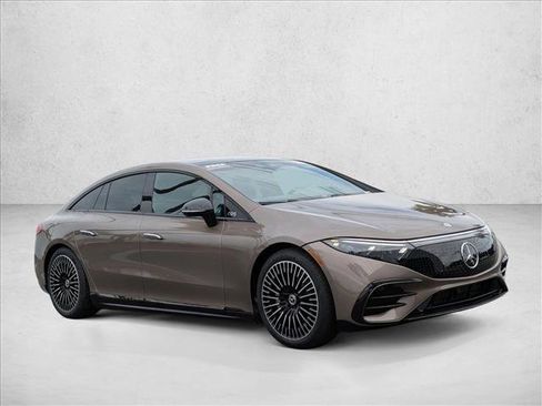 Used 2025 Mercedes-Benz EQS 450+ Sedan image 3