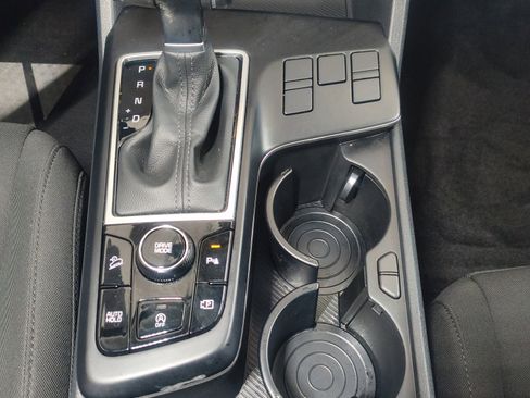 Used 2024 Kia Sportage LX image 15