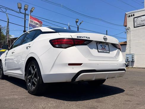 Used 2024 Nissan Sentra SV FWD image 8