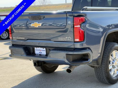 Used 2024 Chevrolet Silverado 3500 High Country w/ Z71 Off-Road Package image 8