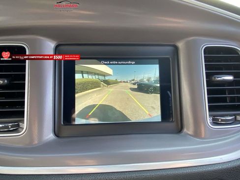 Used 2022 Dodge Charger SXT image 16