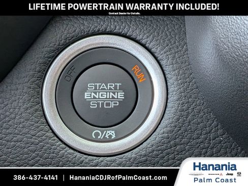 New 2026 RAM 1500 4x4 Crew Cab image 32
