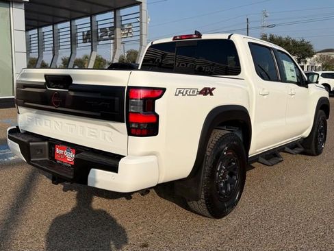 New 2026 Nissan Frontier PRO-4X w/ Pro-4x Convenience Package image 7