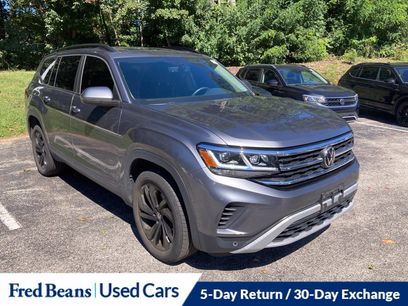 Used 2023 Volkswagen Atlas SE w/ Panoramic Sunroof Package