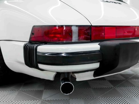 Used 1987 Porsche 911 Carrera RWD image 23
