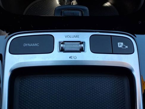 Certified 2025 Mercedes-Benz GLA 250 4MATIC image 21