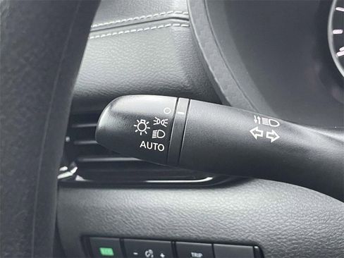 Certified 2025 Nissan Sentra SV image 19