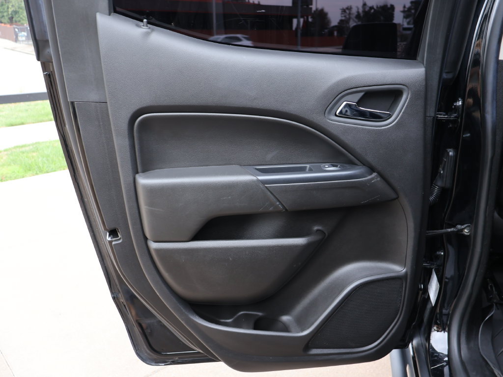 Used 2019 Chevrolet Colorado ZR2 w/ ZR2 Midnight Special Edition AWD/4WD image 13