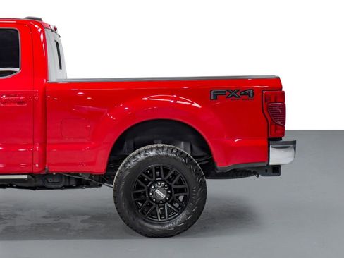 Used 2020 Ford F250 Lariat w/ Lariat Ultimate Package AWD/4WD image 11