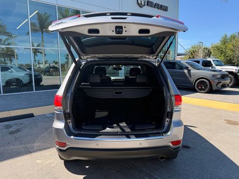 Used 2016 Jeep Grand Cherokee Limited AWD/4WD image 38
