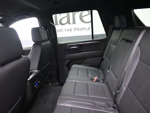 Used 2025 Chevrolet Tahoe LT AWD/4WD image 24