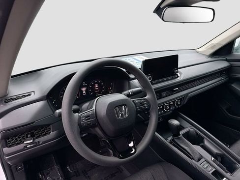 Certified 2023 Honda Accord EX image 9